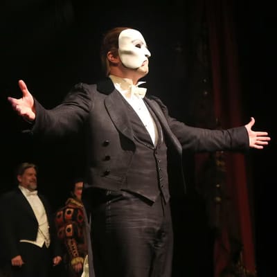 The Phantom (@operaphantom) on DeHub