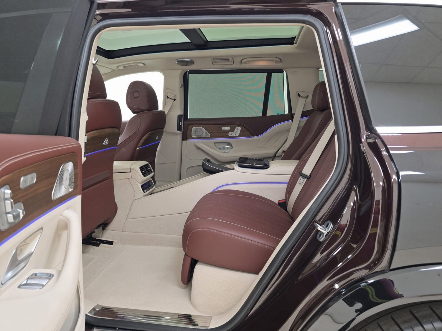 Davido just added a mayberch to his garage...… — Hoye on DeHub