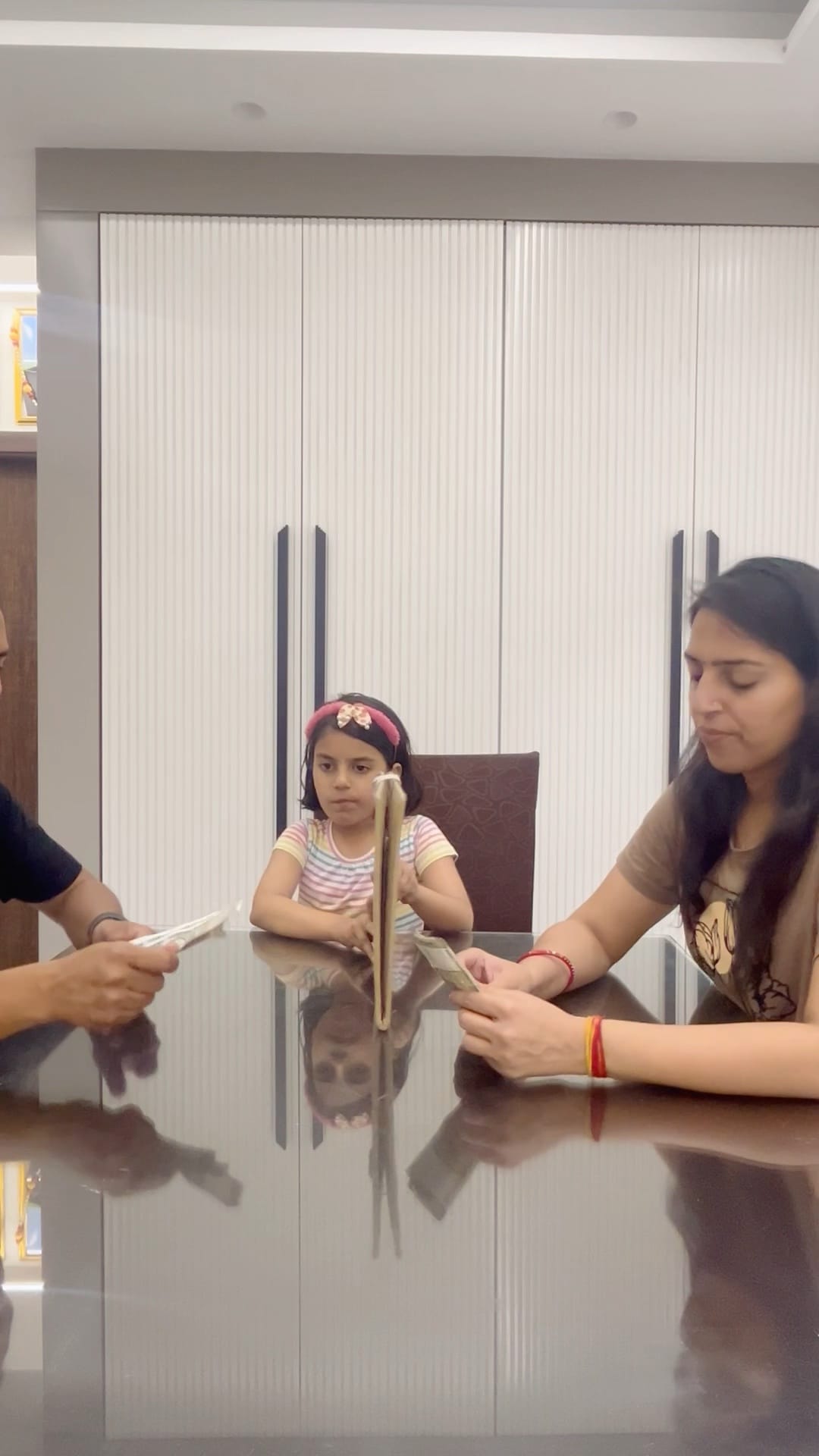 Video #4277 by Vinay Garg on DeHub