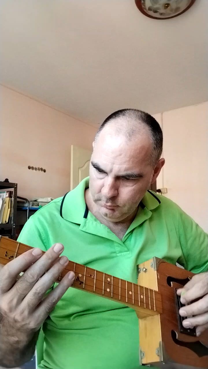 Another Dark Punk Riff idea #guitar — a video by Neutralis on DeHub