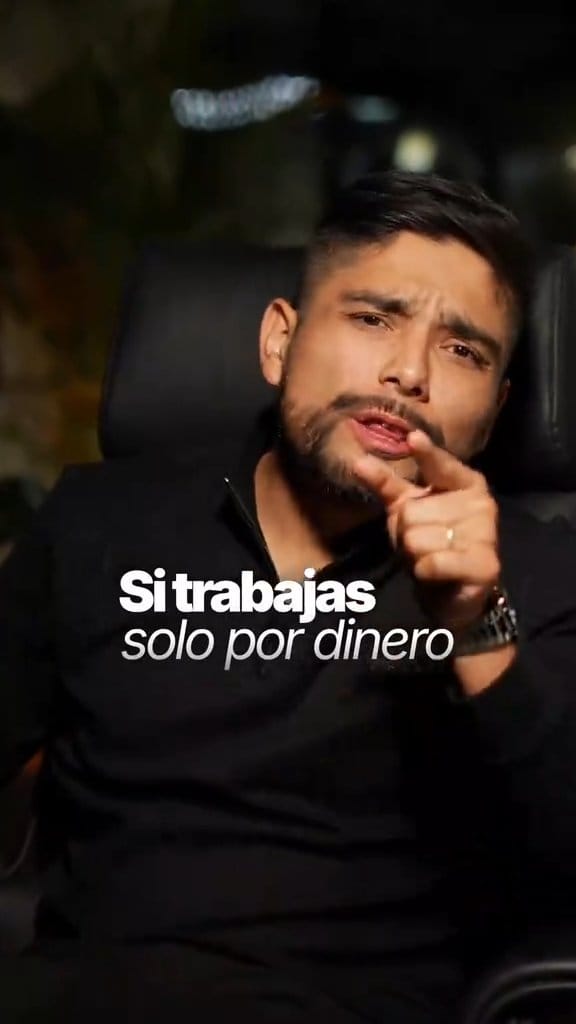 No trabajes únicamente por dinero; trabaja también para aumentar tu valor.