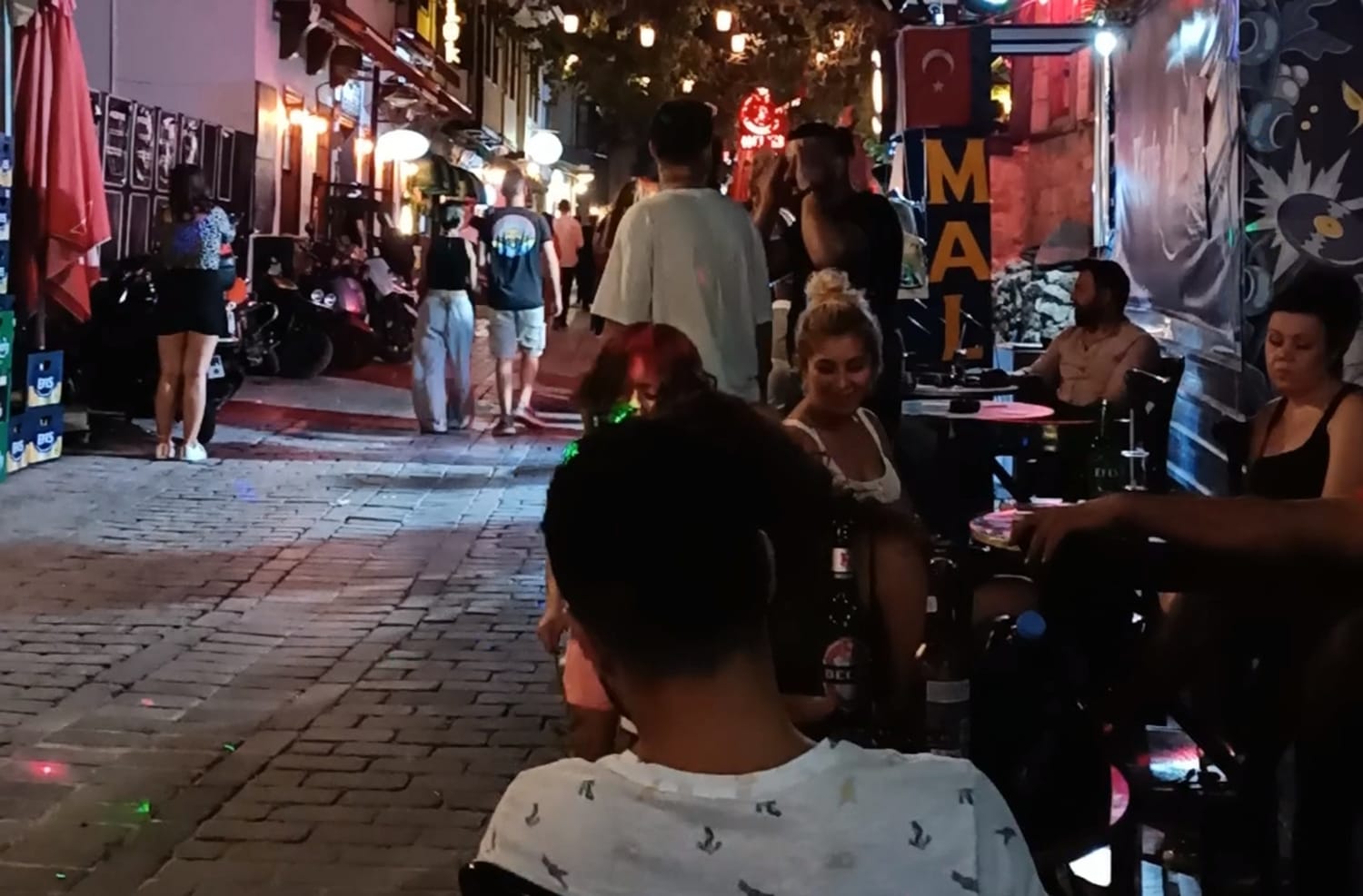 Nights 😎 — a video by ThaiLaunt© on DeHub